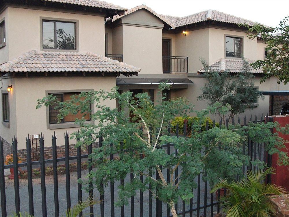 Meerkat Manor Komatipoort Exterior photo