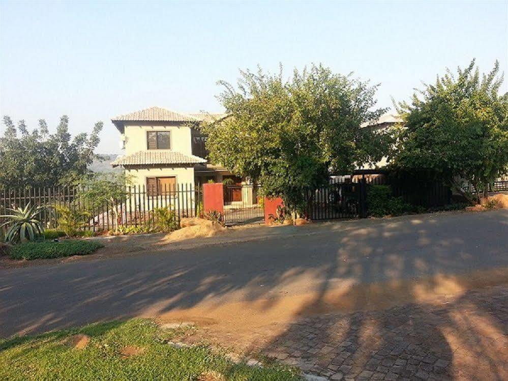 Meerkat Manor Komatipoort Exterior photo